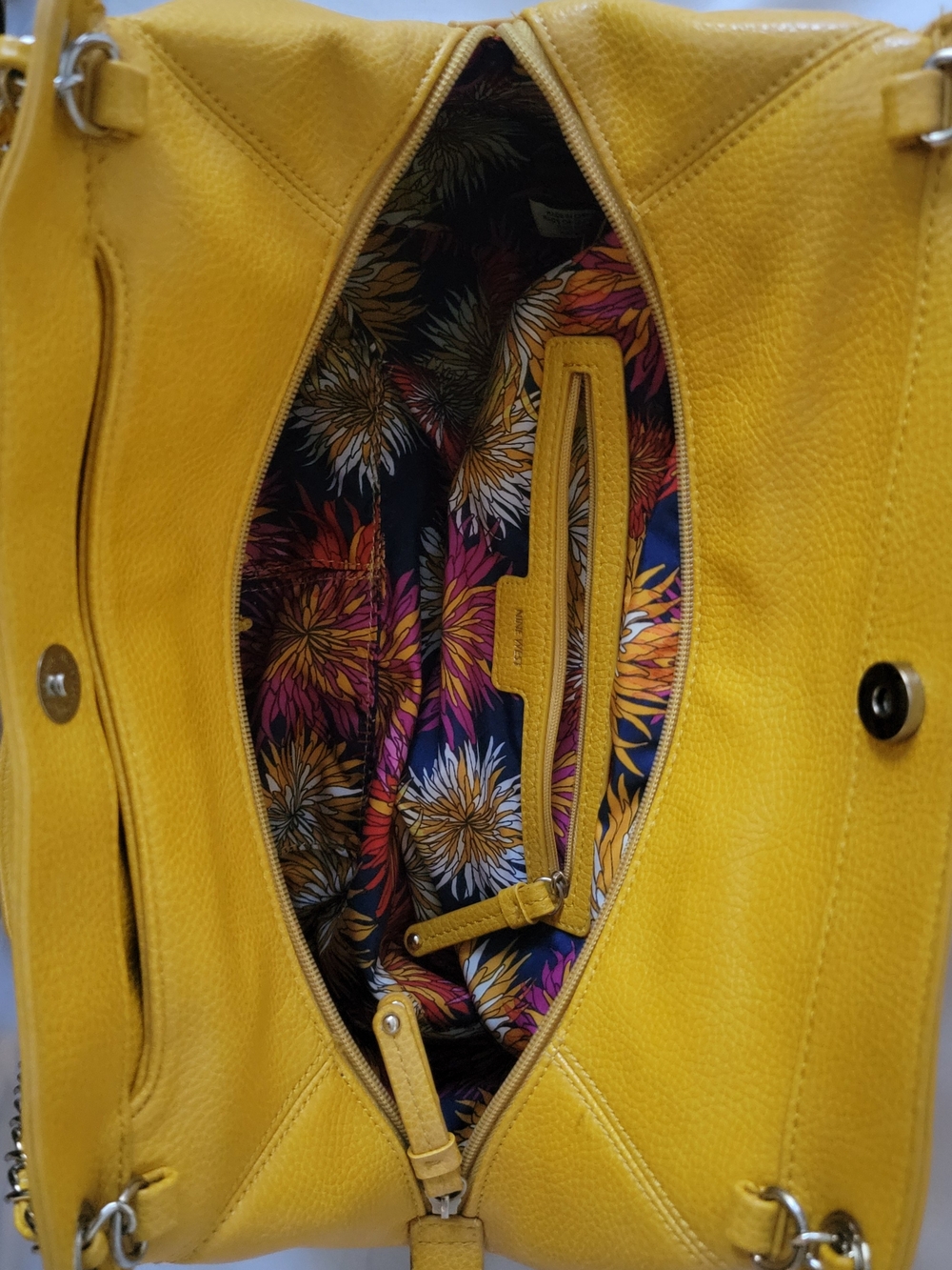 Nine West Yellow Leather Shoulder Bag with Silver Chain Strap - Picture 7 of 8